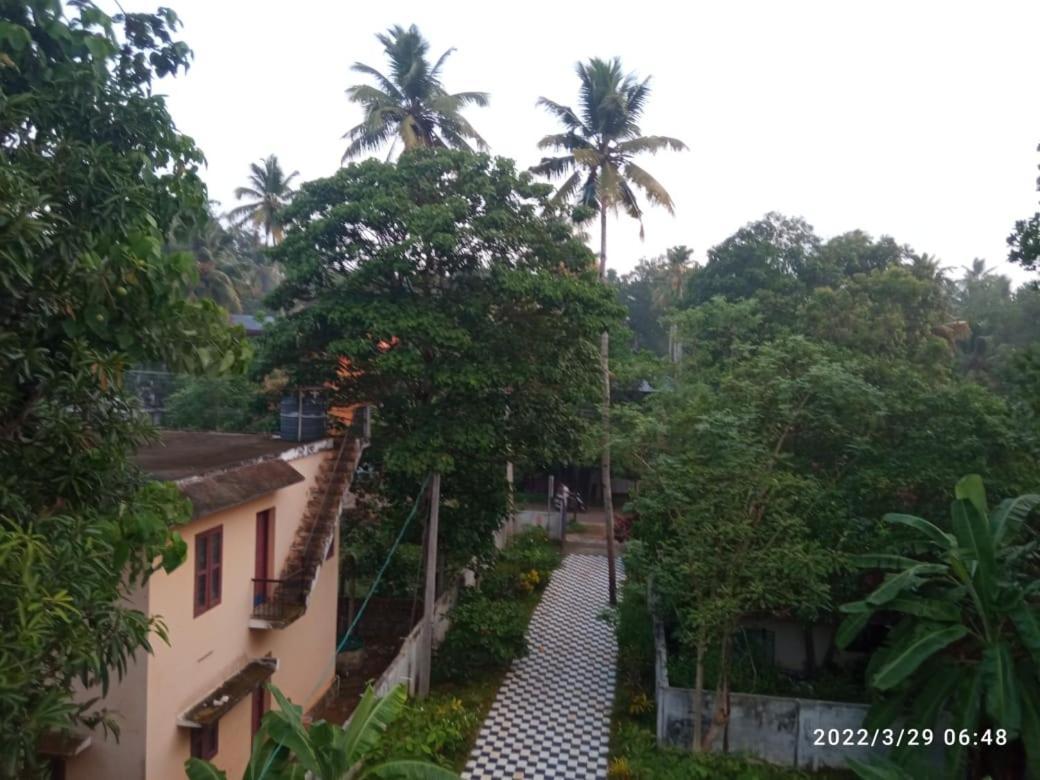 Devi Kripa Residency Apartman Varkala Kültér fotó