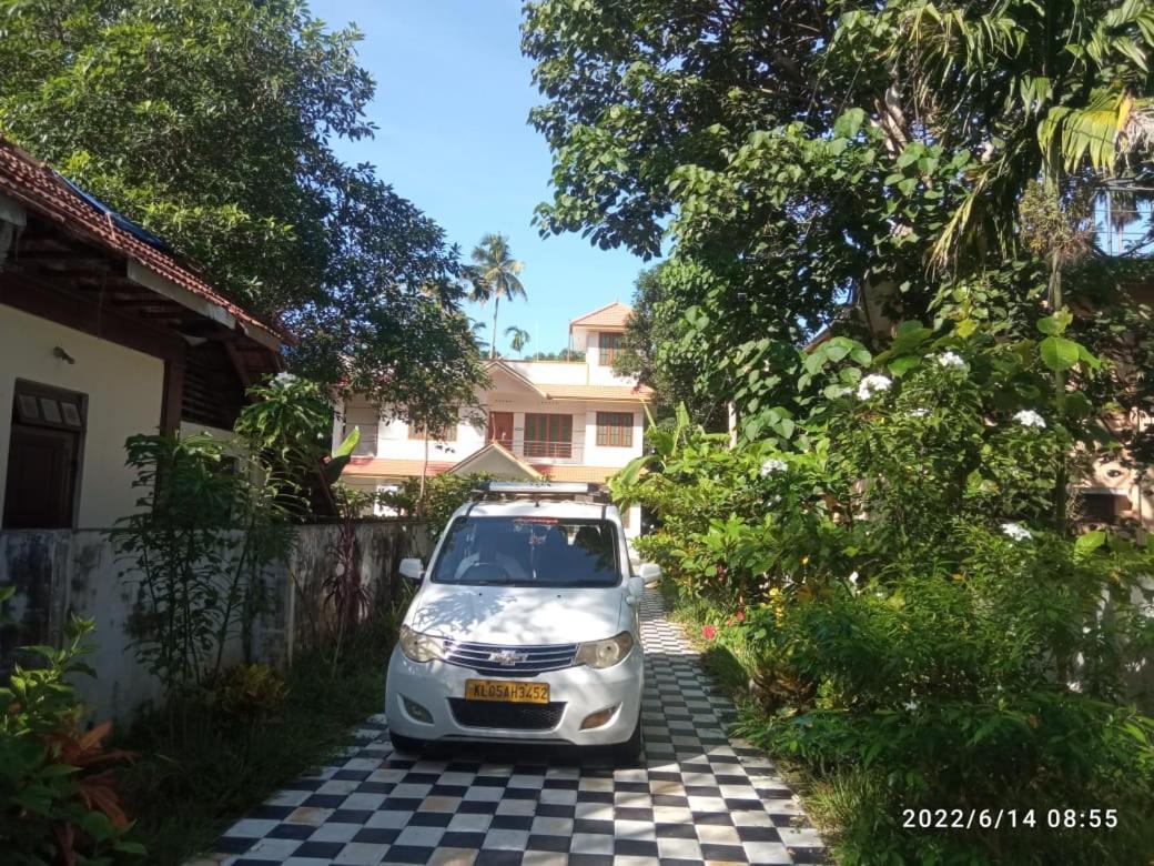 Devi Kripa Residency Apartman Varkala Kültér fotó
